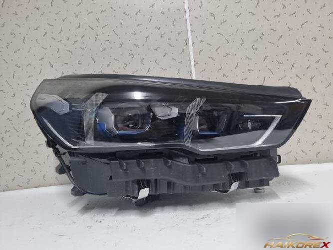 BMW 5 Series 2025 — фара правая 63115A798D1