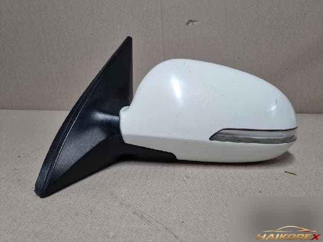 Hyundai Avante 2012 — боковое зеркало левое 876102Q100