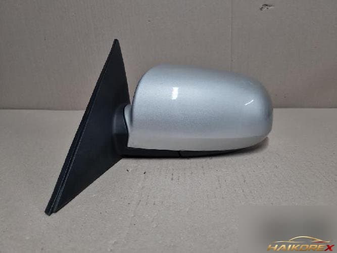 Hyundai Sonata 2006 — боковое зеркало левое 876103K010Y5