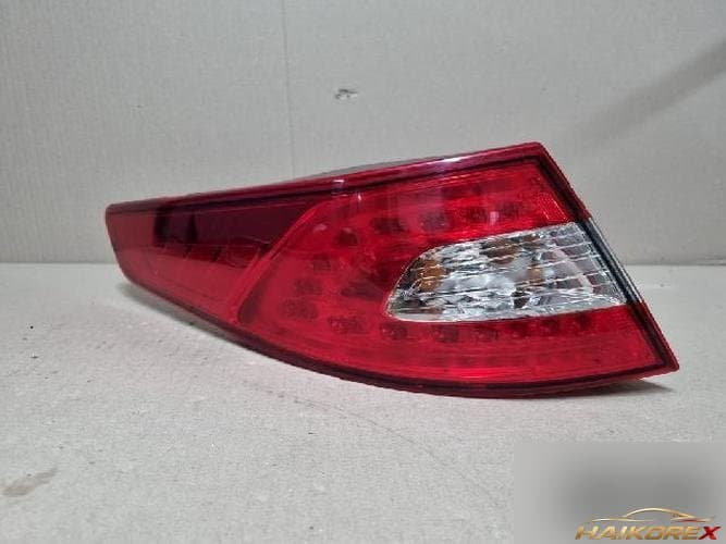 Kia K5 2012 — фонарь задний комбинированный левый (водительский) 92401 2T100 3