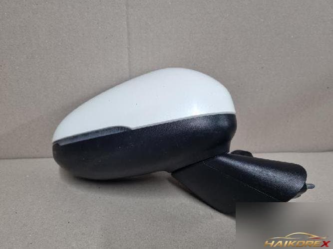Kia K5 2022 — зеркало боковое правое