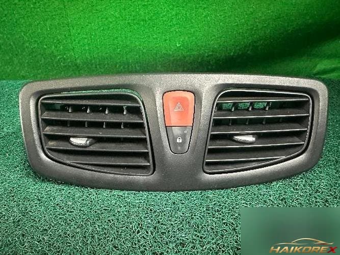 Renault SM3 2015 — дефлектор воздуховода 3