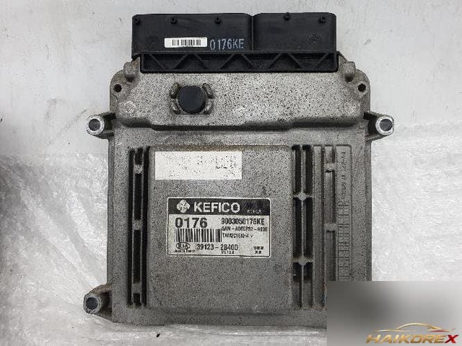 Kia Soul 2010 — блок управления двигателем ECU 39123-2B400