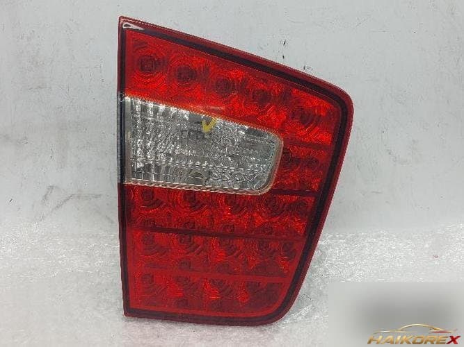 Kia Mohave 2012 — накладка задней двери левая 92405-2J1L