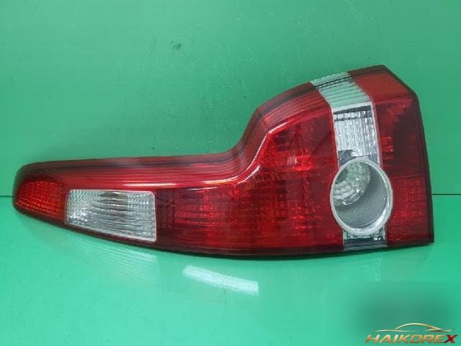 Volvo V50 2007 — комбинированный фонарь задний правый (пассажирский)
