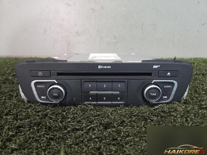 Renault SM5 2015 — аудиосистема 281154373R 10