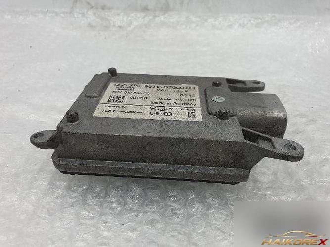 Kia K9 2013 — датчик углового радара задний правый 95715-3T000