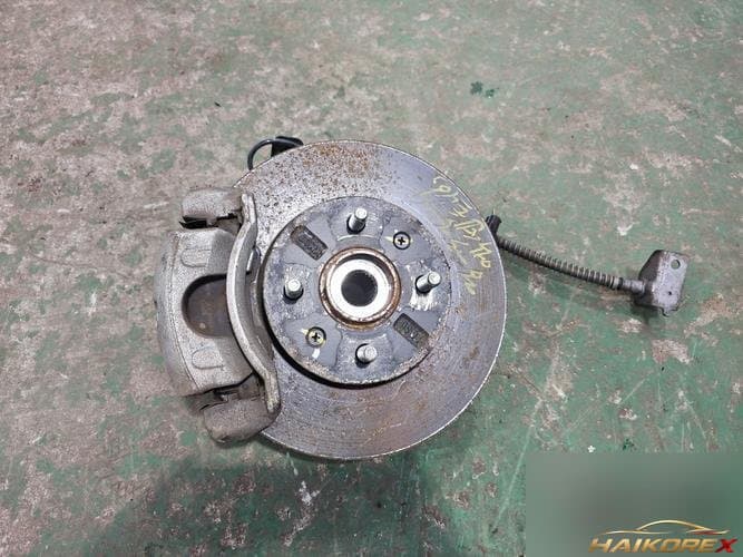 Hyundai Accent 2016 — поворотный кулак (левый) 517151R503
