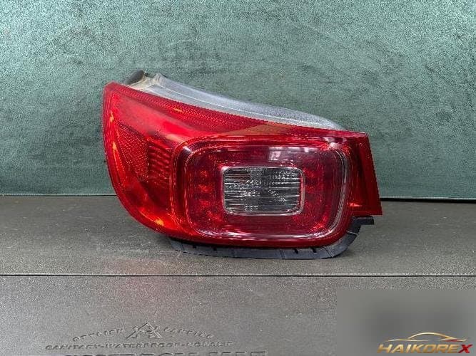 Chevrolet Malibu 2015 — фонарь задний левый (комбинированный)