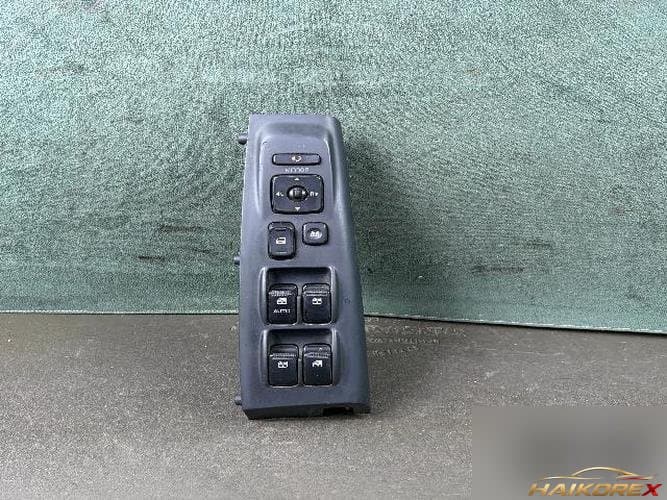 Hyundai Grandeur 2010 — кнопка стеклоподъёмника 93570-3L060WK