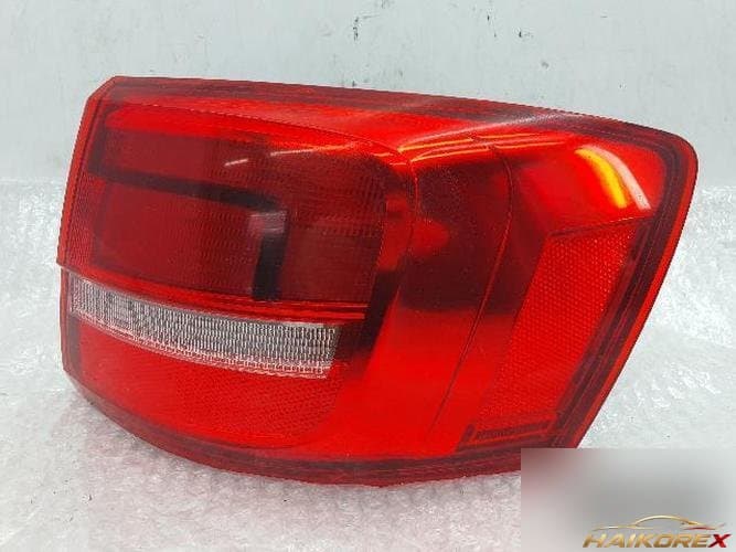 Volkswagen Jetta 2015 — комбинированный фонарь задний правый