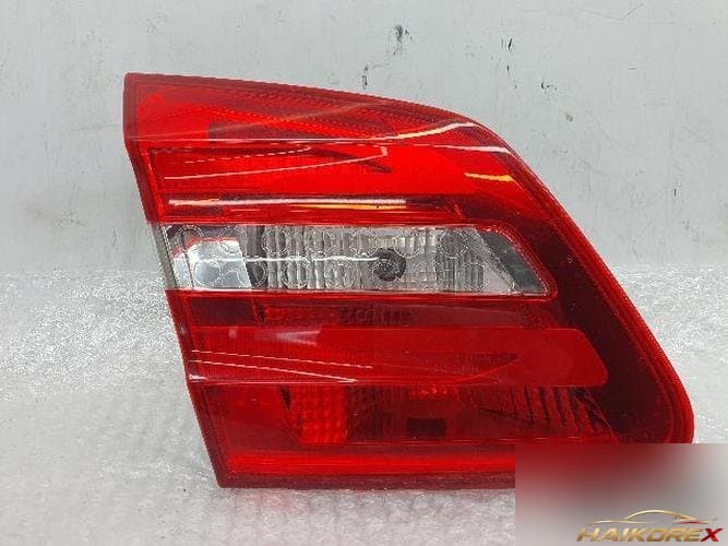 Mercedes-Benz B-Class 2012 — обивка задней двери (левая) A2469066300