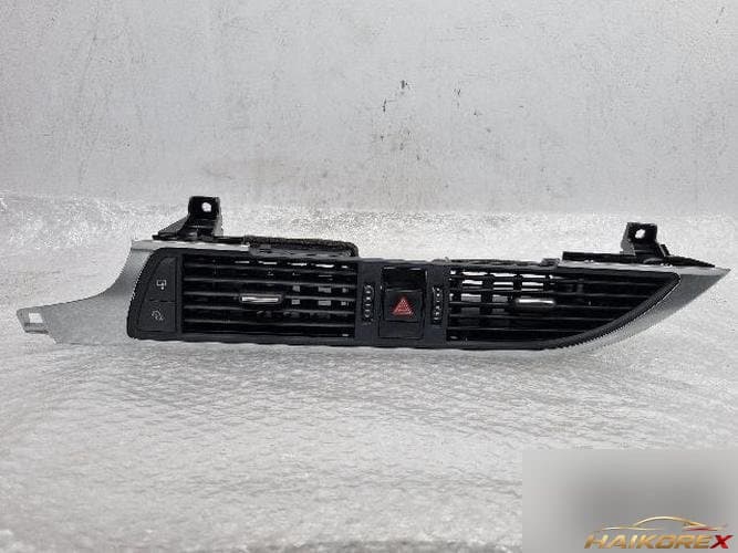 Audi A6 2014 — дефлектор воздуховода 4G0 941 509 2