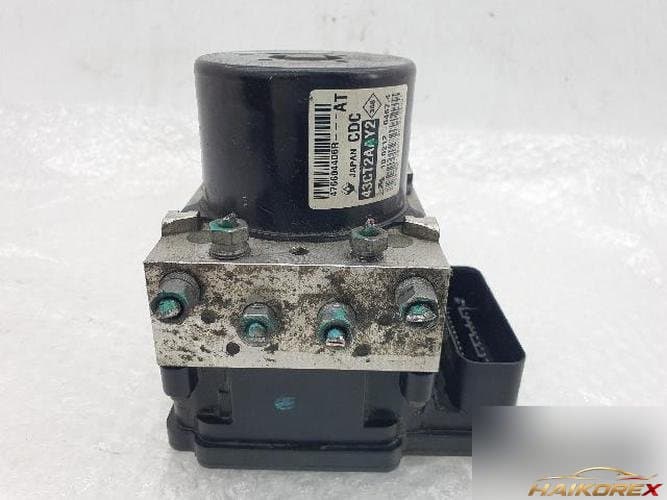 Renault SM5 2013 — блок АBS 476604406R