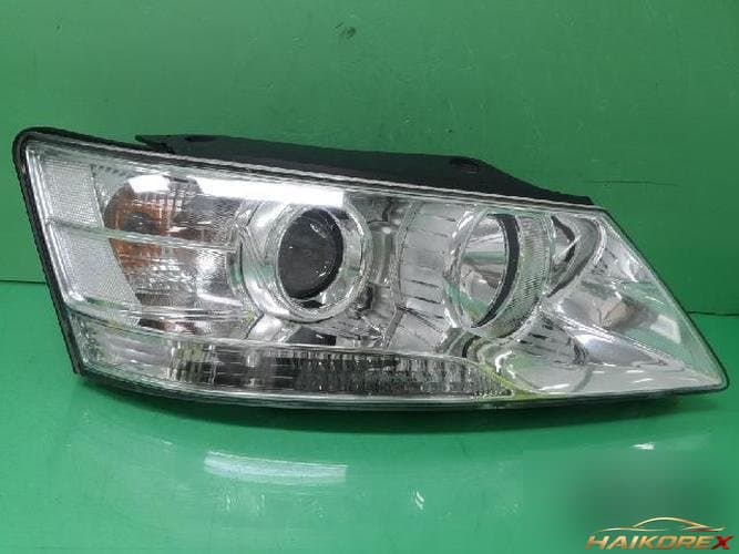 Hyundai Sonata 2009 — фара правая