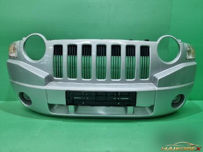 Jeep Compass 2008 — передний бампер 05116471AA
