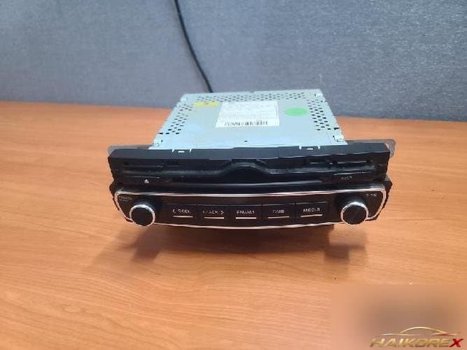 Kia K9 2013 — блок аудиосистемы AV3