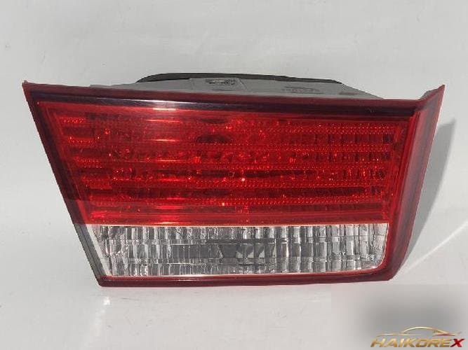 Hyundai Sonata 2009 — накладка задней двери левая