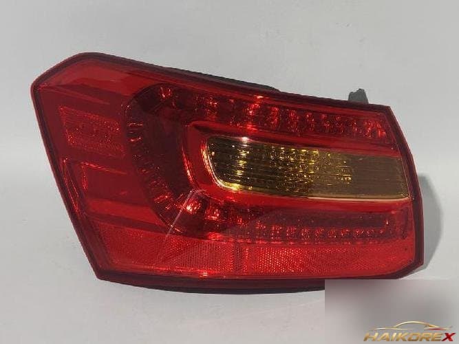 Kia K7 2011 — комбинированный фонарь задний левый (водительской стороны)