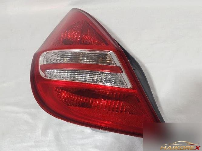 Hyundai i30 2008 — комбинированный фонарь задний левый (водительский) 2