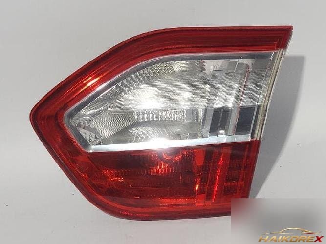 Renault SM3 2011 — фонарь белый задний (багажника) 265500017R