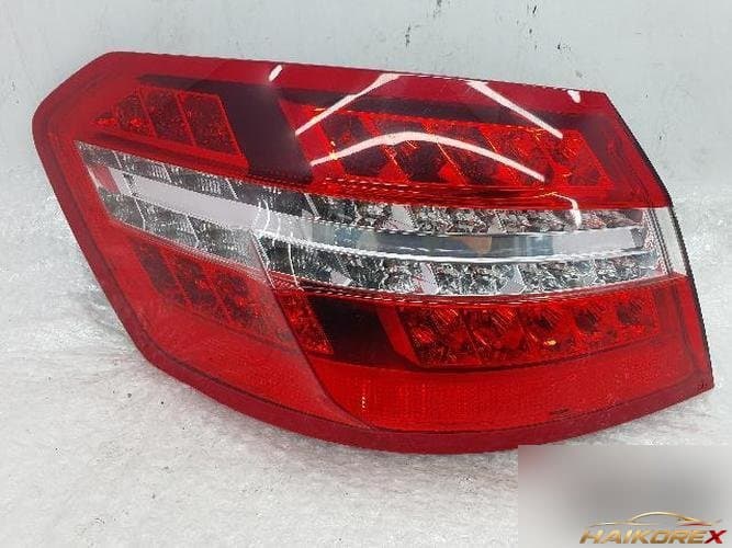 Mercedes-Benz E-Class 2010 — комбинированный фонарь задний левый (водительский) A2129066801