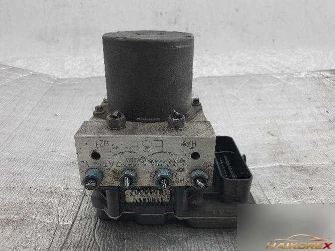 Audi A6 2010 — модуль ABS 4F0 614 517 AT