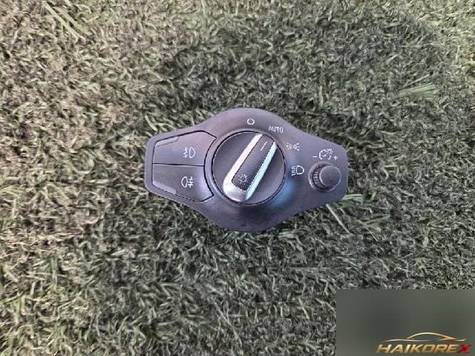 Audi A4 2010 — кнопка/переключатель света 8K0 941 531 AS
