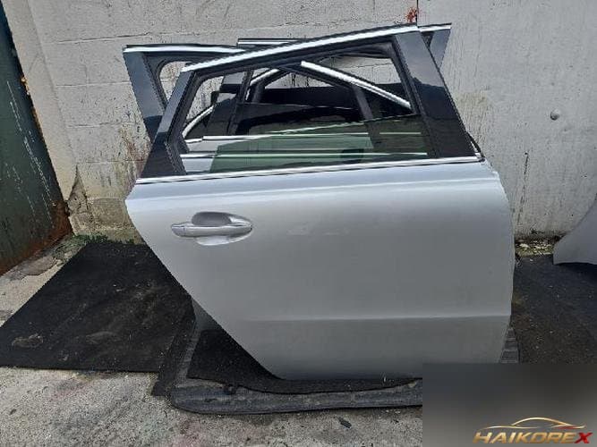 Peugeot 508 2014 — дверь задняя правая