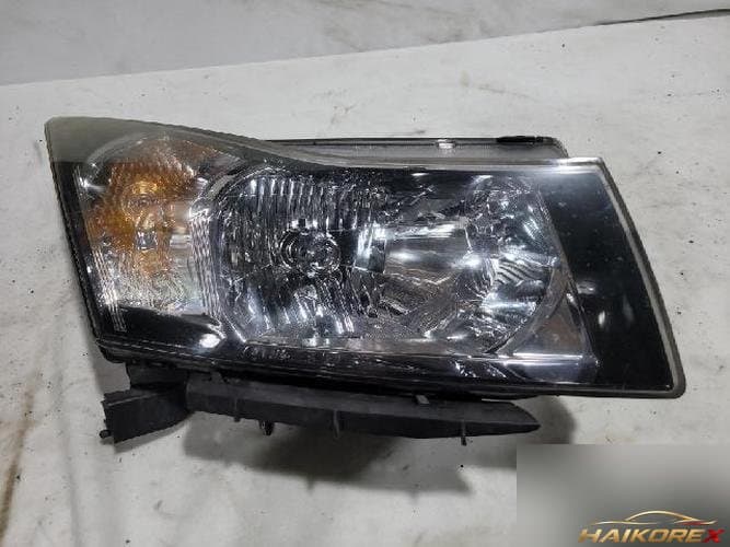 Daewoo Lacetti 2010 — фара правая