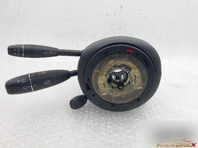 Mercedes-Benz C-Class 2010 — контактное кольцо (clock spring) A2044403802