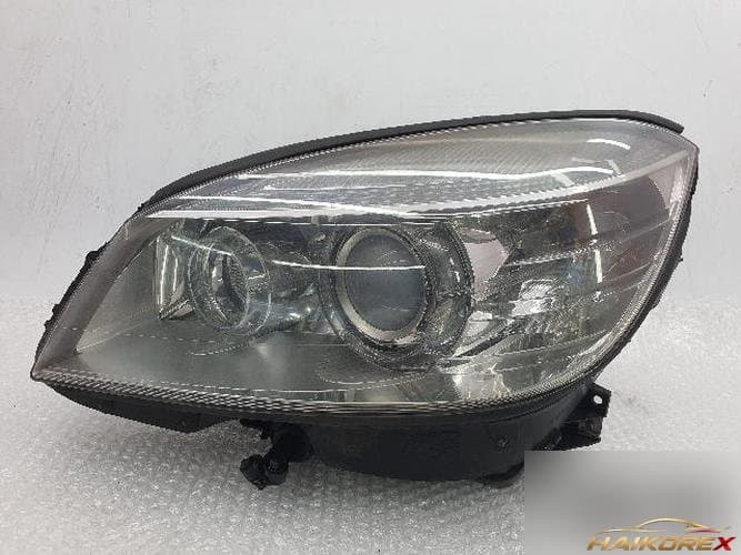 Mercedes-Benz C-класс W204 2010 — фара левая (HID)