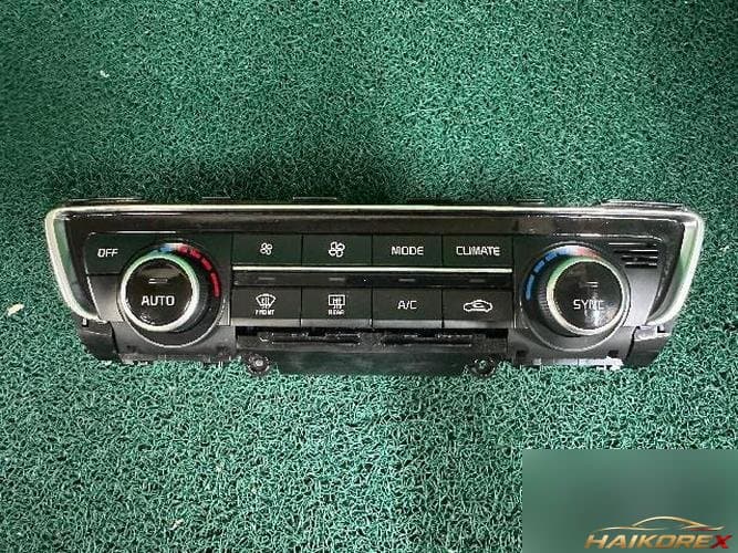 Kia K5 2015 — блок управления отопителем и кондиционером 97250D4700