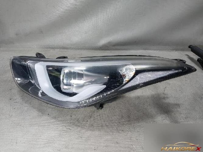 Hyundai Avante 2014 — фара левая 1
