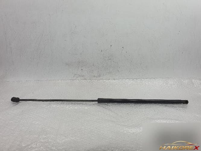 Volkswagen Golf 2013 — капот 5K0 823 359 D