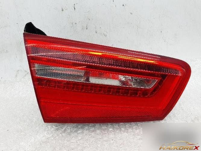 Audi A6 2013 — накладка задней двери левая 4G5 945 093 A