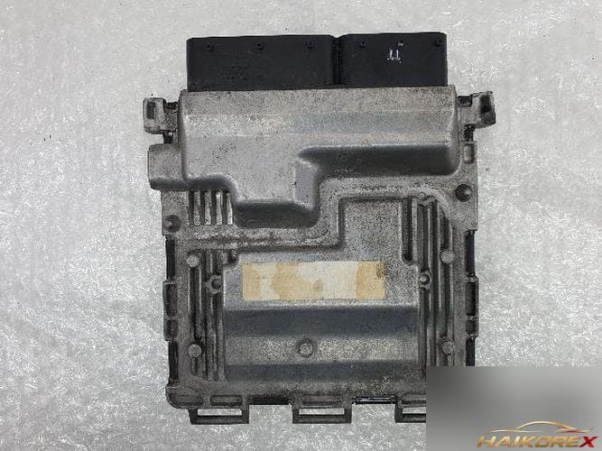 Mercedes-Benz E-Class 2012 — блок управления двигателем ECU A2711500391
