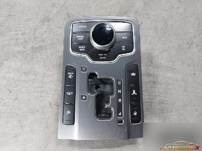 Hyundai Equus 2012 — джог-шаттл 1