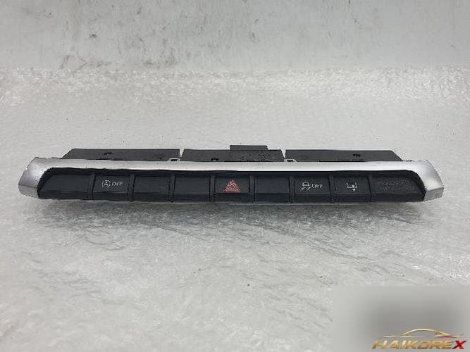 Audi A3 2015 — кнопка аварийной сигнализации 8V0925301AB