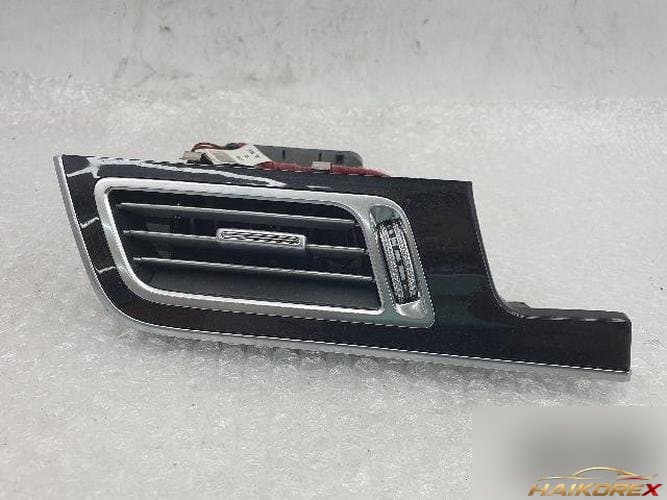 Mercedes-Benz E-Class 2014 — воздушный дефлектор левый A212 830 33 54