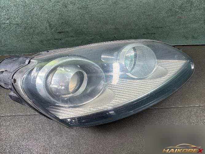 Volkswagen Golf 2008 — фара правая HID