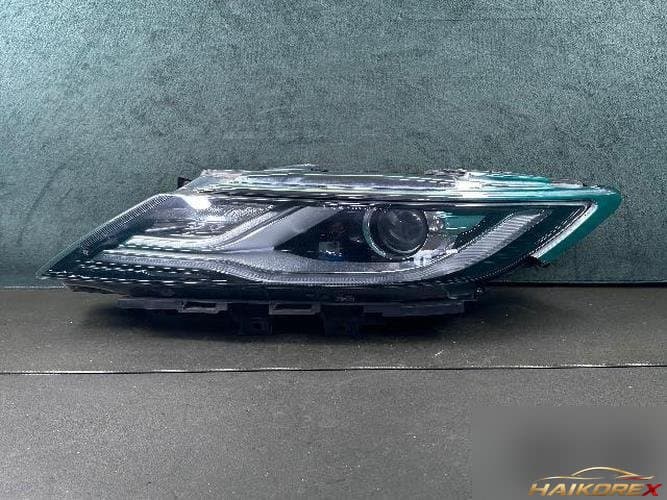 Ford MKC 2015 — фара левая