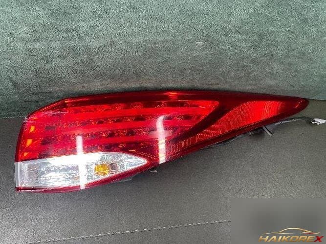 Hyundai i40 2012 — комбинированный фонарь задний правый (пассажирской стороны)