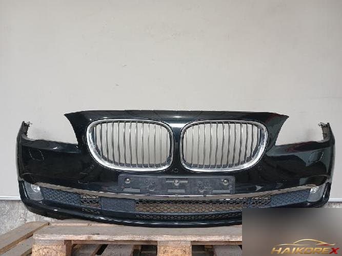 BMW 7 Series 2011 — передний бампер