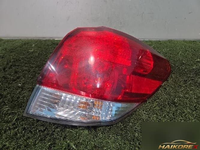 Subaru 2011 — комбинированный задний фонарь правый (пассажирский) 4-контактный