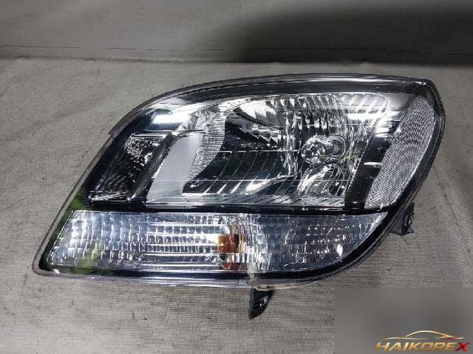 Chevrolet Orlando 2014 — фара левая