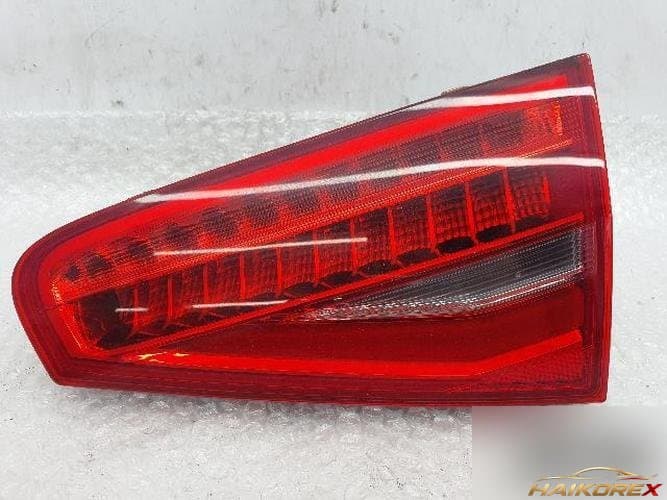 Audi A4 2013 — фонарь белый задний правый (багажника) 8K5 945 094 AC
