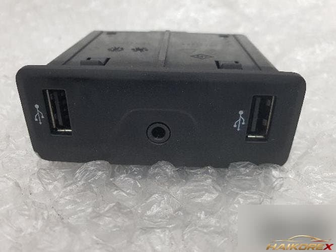 Renault SM6 2019 — модуль USB-портов