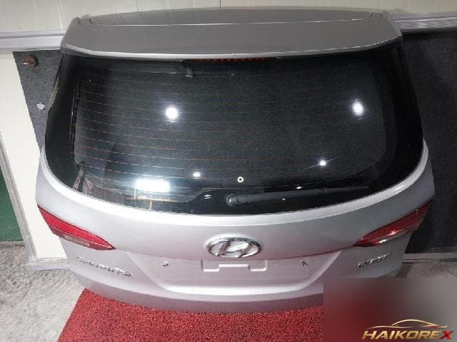 Hyundai Santa Fe 2014 — крышка багажника, правая
