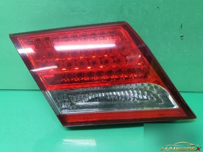 Hyundai Grandeur 2010 — обивка двери багажника левая